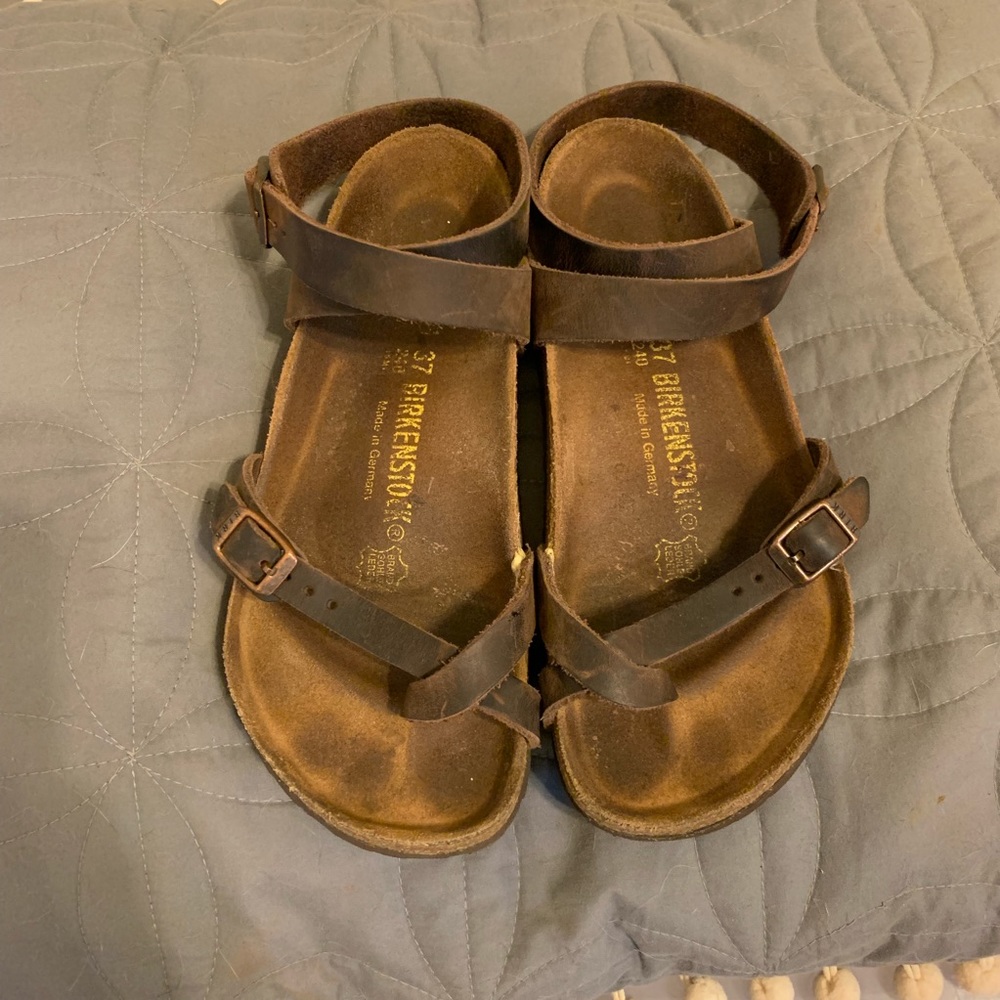 Yara Birkenstocks